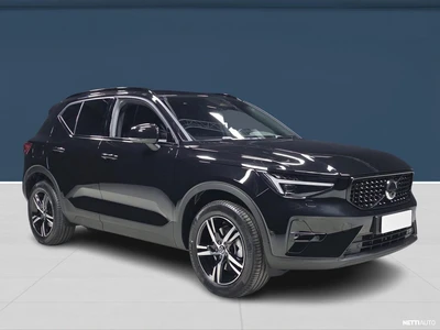 Volvo XC40 B3 MHEV Plus 2026, kuva 3/16