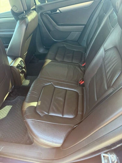 Volkswagen Passat 2011, kuva 7/7
