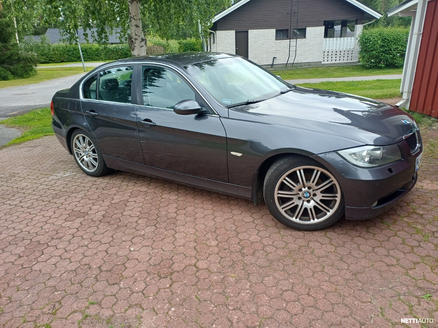 BMW 325