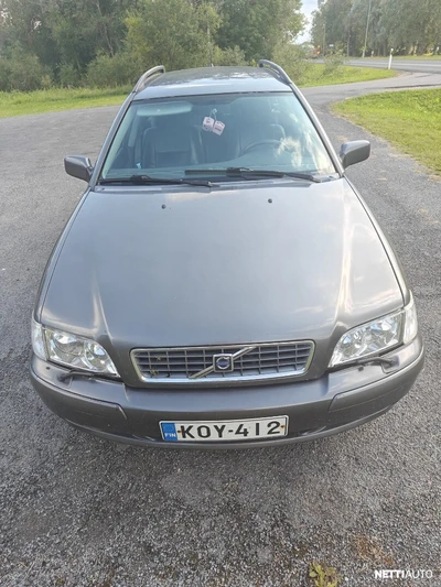 Volvo V40 2004, kuva 2/11
