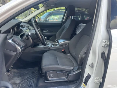 Jaguar E-Pace D150 diesel FWD base 2018, kuva 7/33