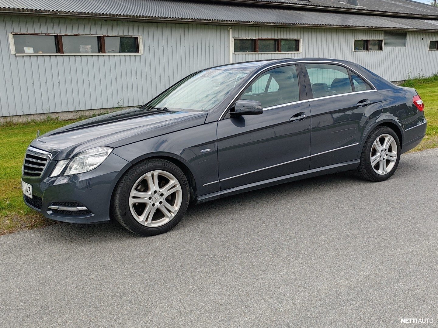 Mercedes-Benz E
