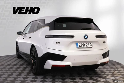 BMW iX M60 Nelipyöräohjaus 2022, photo 4/10