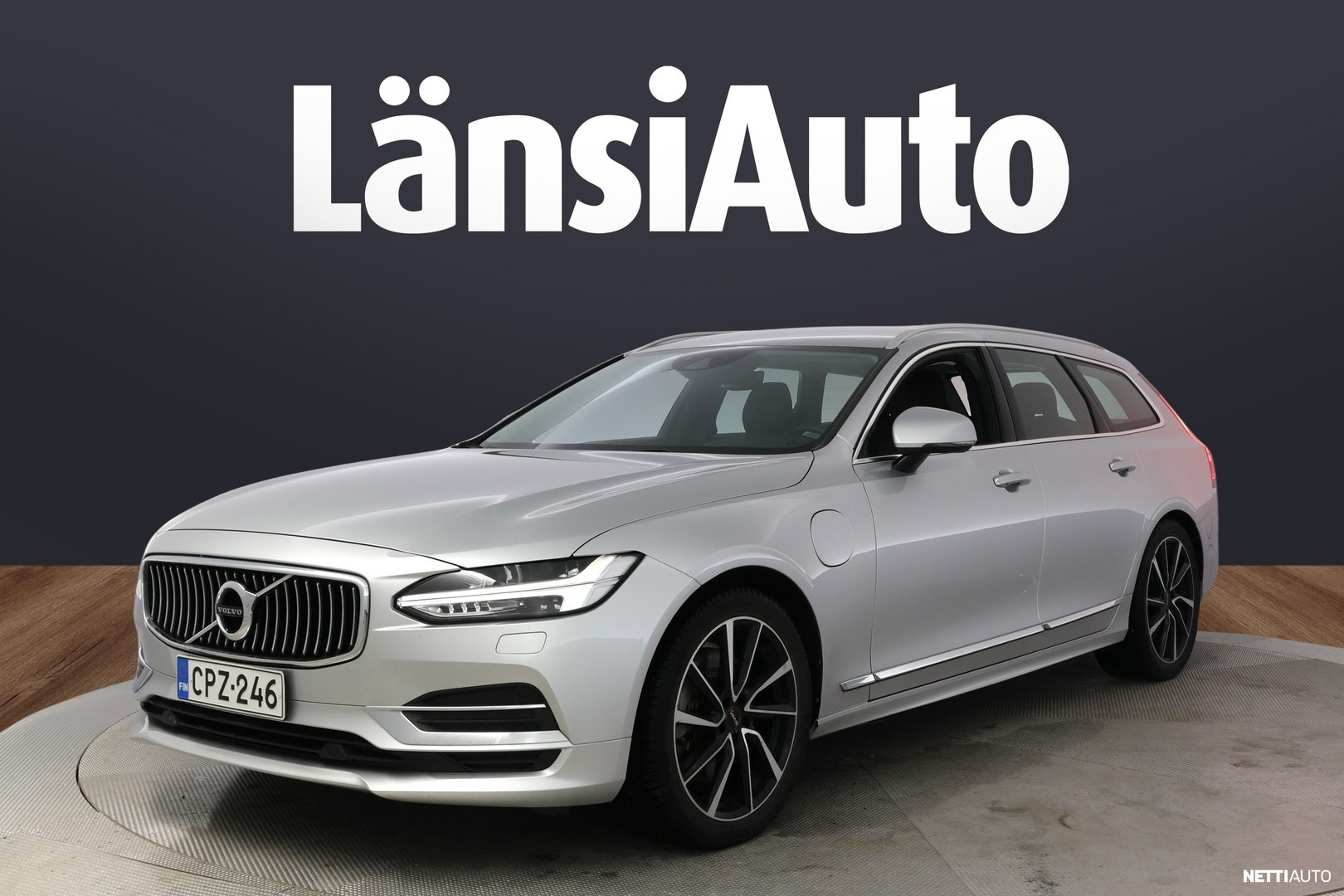 Volvo V90