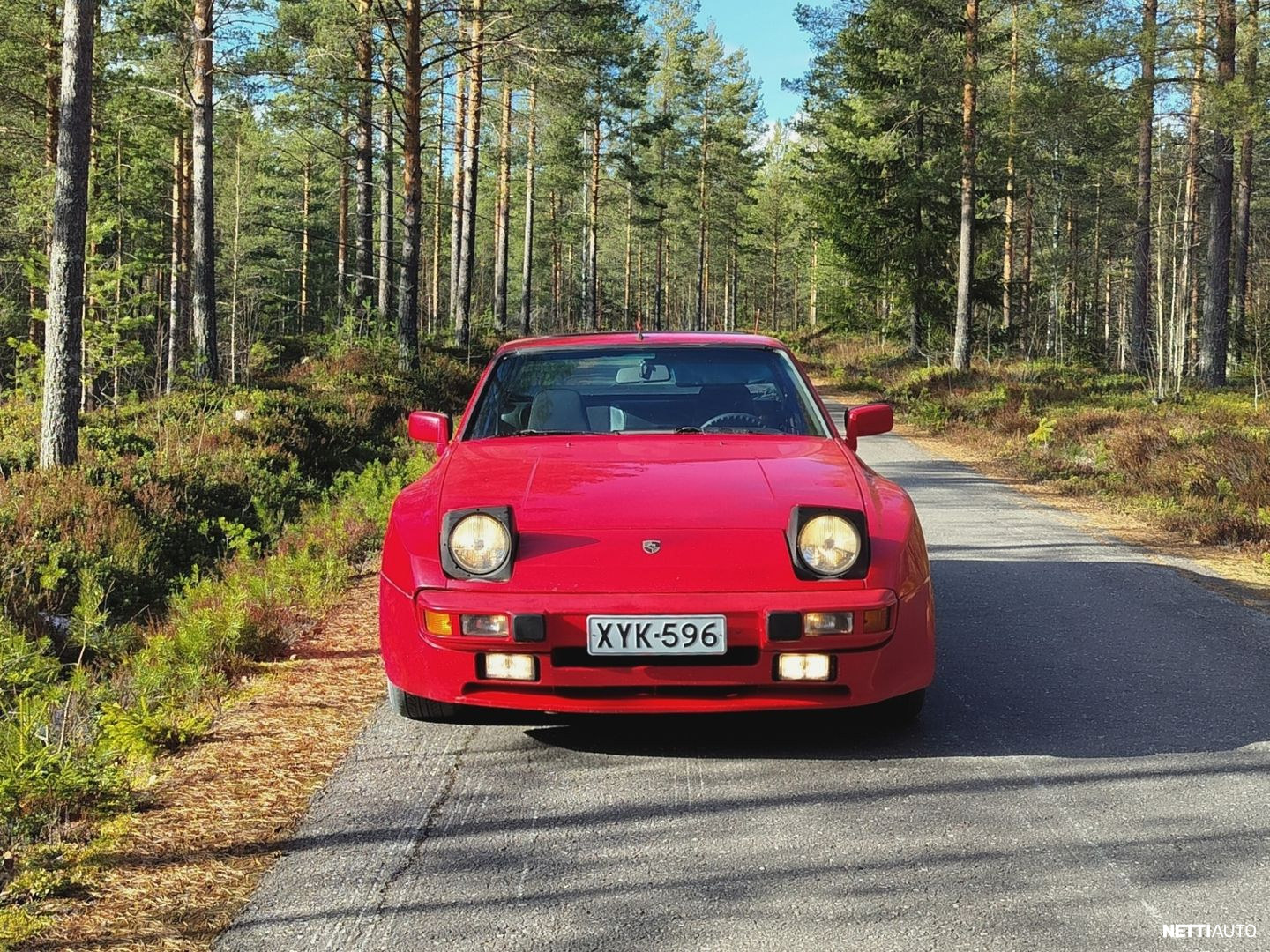 Porsche 944