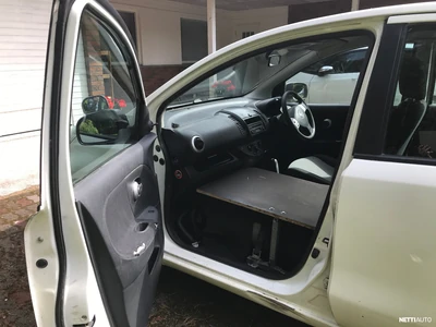 Nissan Note BiFuel 2011, kuva 6/9