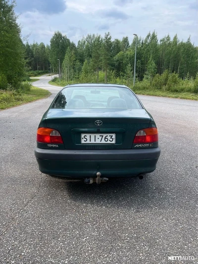 Toyota Avensis 1999, kuva 5/9