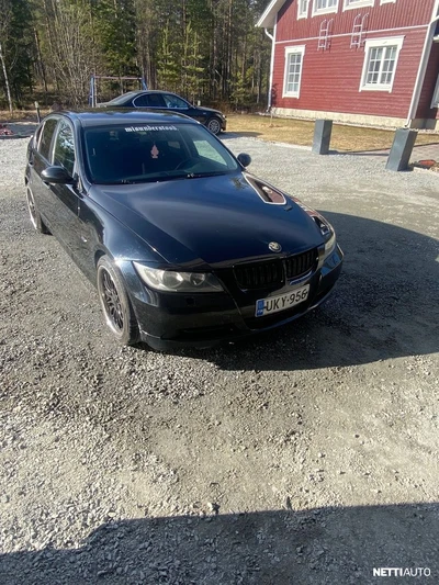 BMW 320 i Sedan 2005, photo 5/12