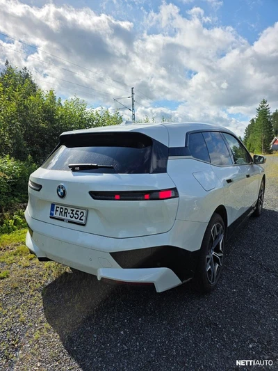 BMW iX Xdrive50 2022, photo 5/31