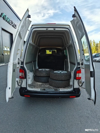Volkswagen Transporter 2010, photo 7/8