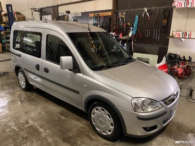 Opel Combo Combo-C 2010, photo 1/20