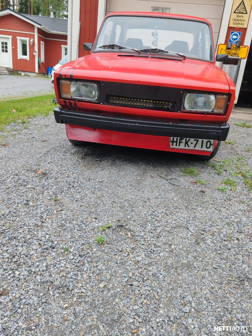 Lada 1200