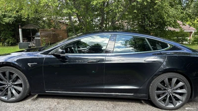 Tesla Model S 75D 2018, kuva 3/10