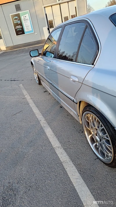 BMW 740 1996, photo 5/13