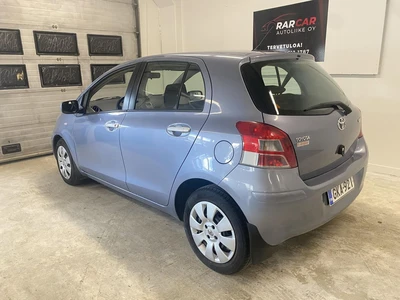 Toyota Yaris 2011, kuva 3/20