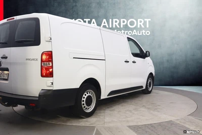Toyota Proace L2 2,0 D 145 Automaatti 2023, photo 5/25