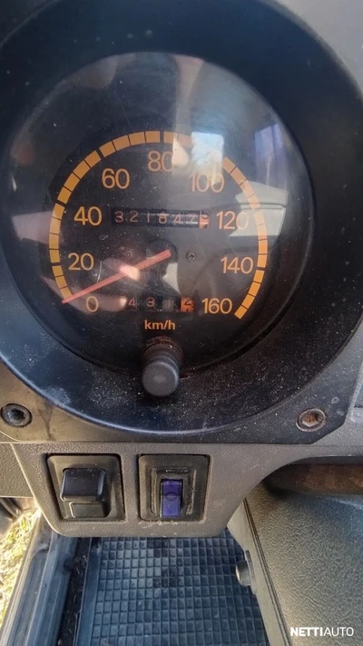 Mitsubishi Pajero 1989, kuva 5/10