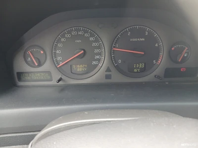 Volvo V70 2001, kuva 2/6