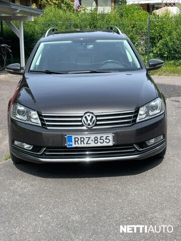 Volkswagen Passat 2014, photo 1/17