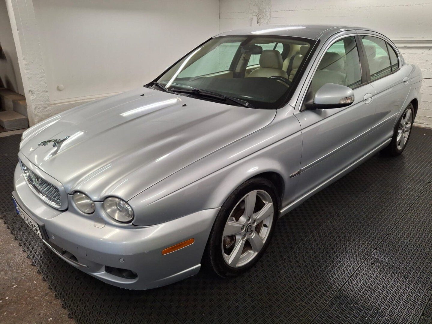 Jaguar X-type