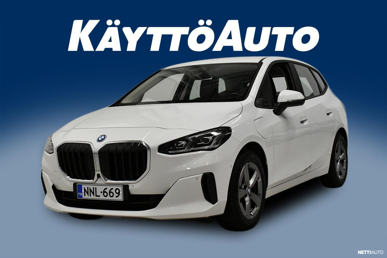 BMW 225