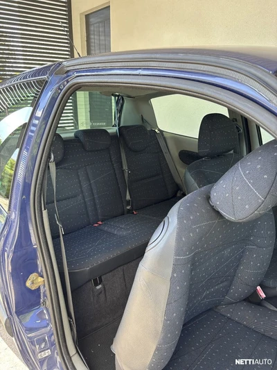 Renault Clio 2002, photo 7/14