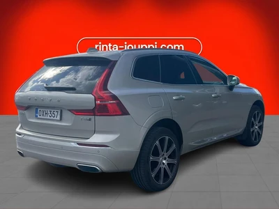 Volvo XC60 T8 AWD Inscription aut 2018, photo 3/4