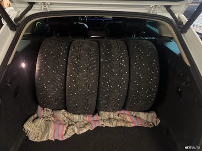 Skoda Superb TDI SCR 4x4 L&K 2016, kuva 4/4