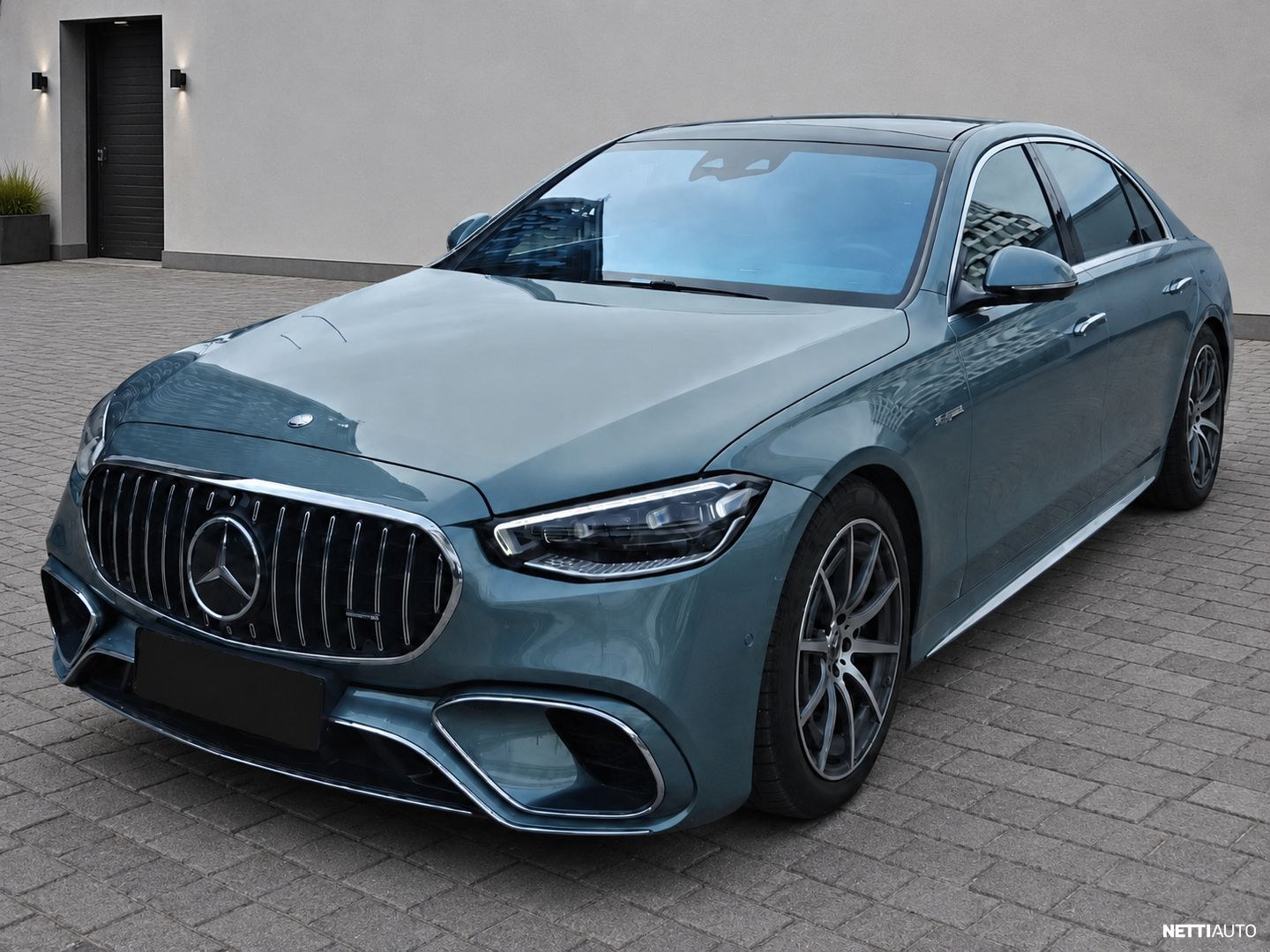 Mercedes-Benz S 63 AMG