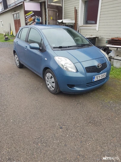 Toyota Yaris 1.3 2007, kuva 2/3