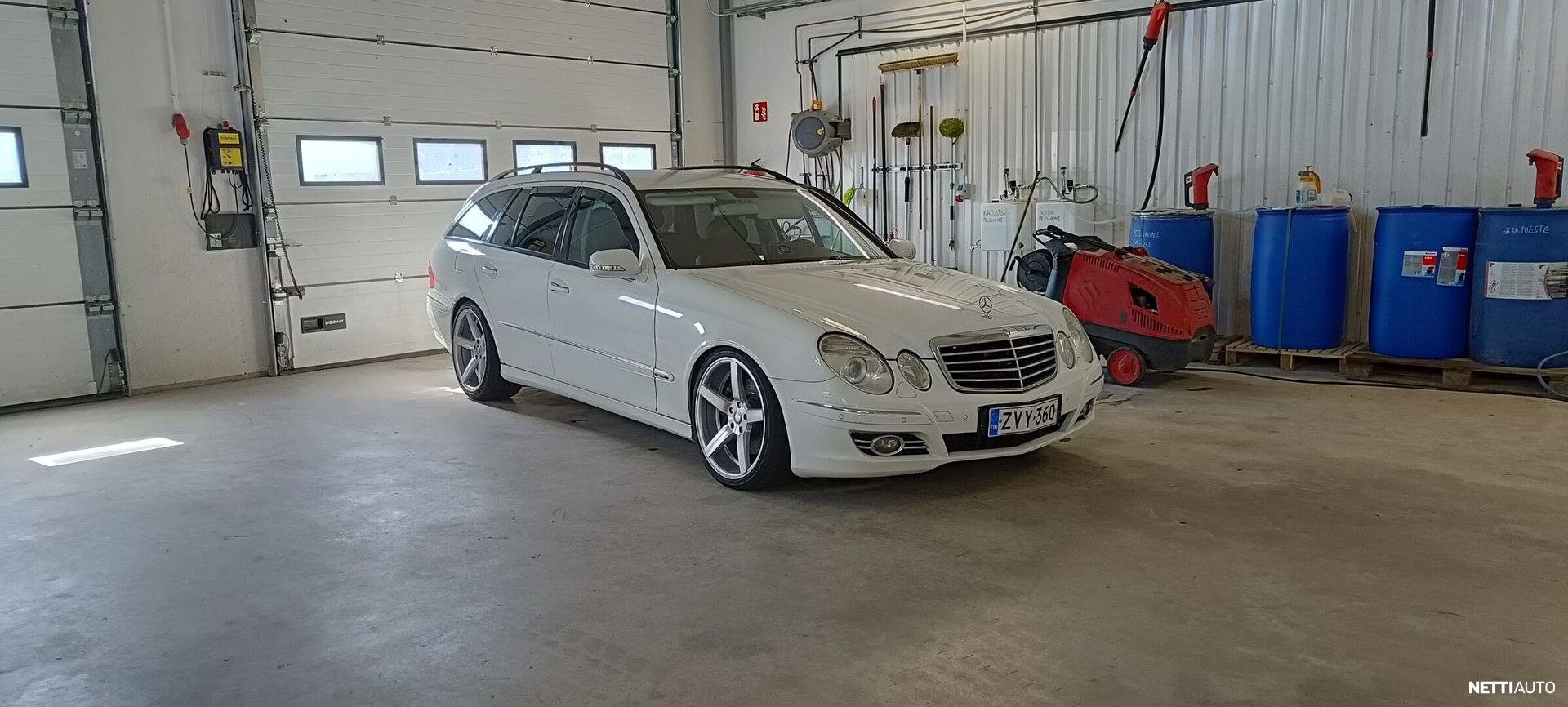 Mercedes-Benz E