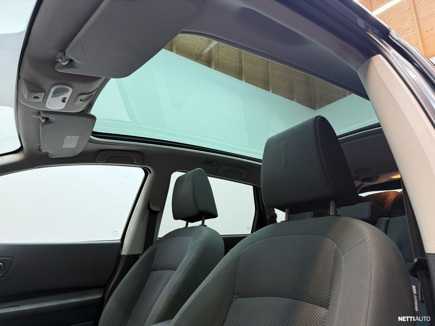 Nissan Qashqai+2 2009, photo 2/28