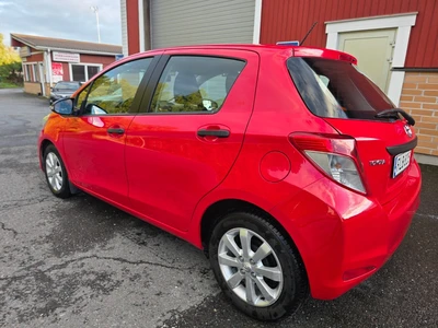 Toyota Yaris 1,33 Dual VVT-i Active 5ov 2013, kuva 4/20