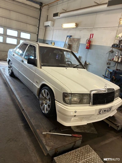 Mercedes-Benz 190 190Diesel 1993, kuva 2/7