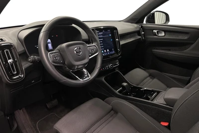 Volvo XC40 2024, kuva 6/10