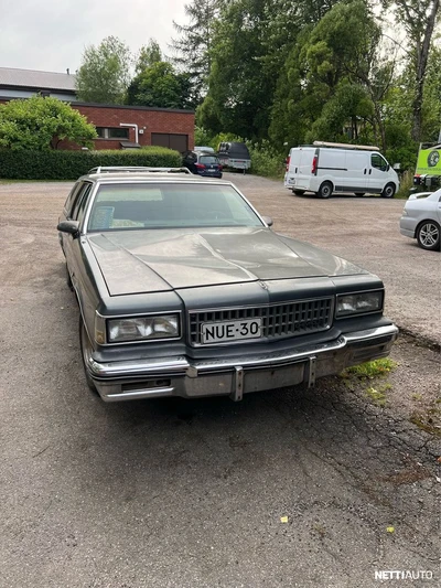 Chevrolet Caprice 1989, kuva 1/7