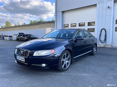 Volvo S80 2,4D Momentum aut 2010, photo 2/24