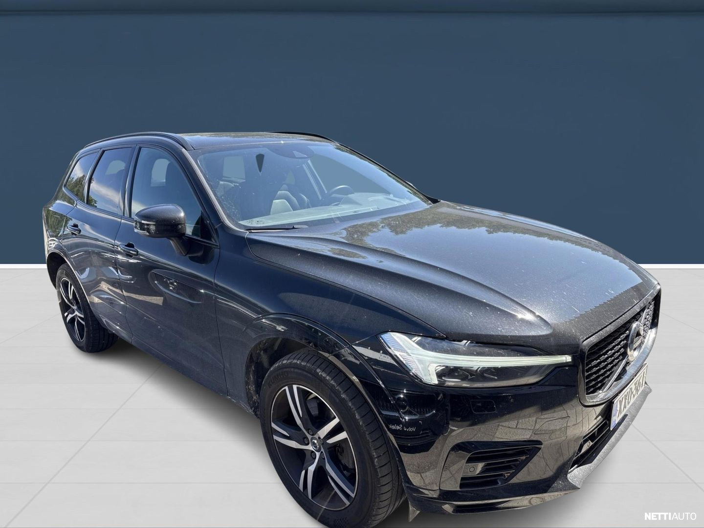 Volvo XC60 2021, photo 3/5