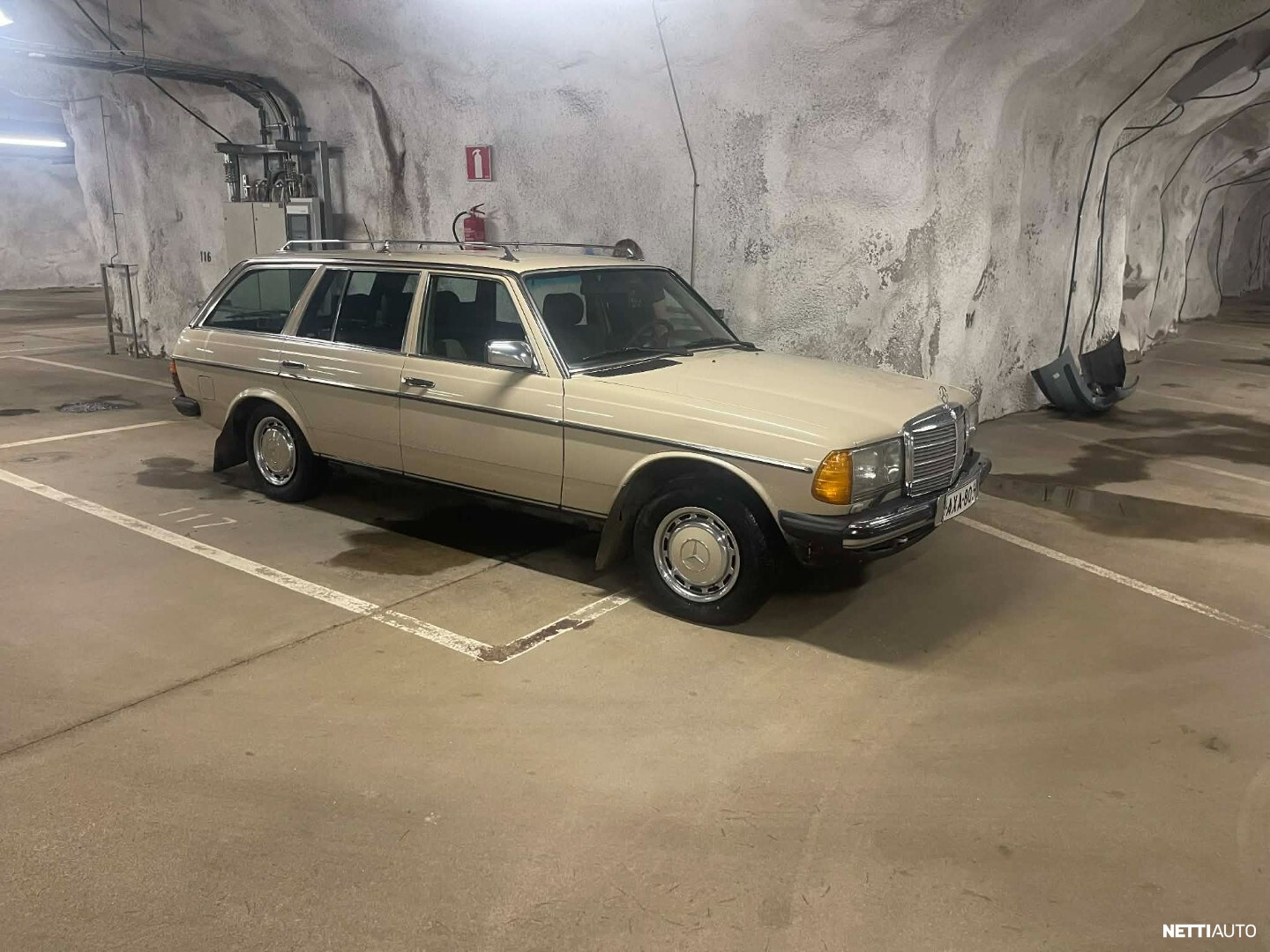 Mercedes-Benz 300