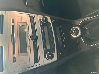 Toyota Avensis 2014, kuva 7/8