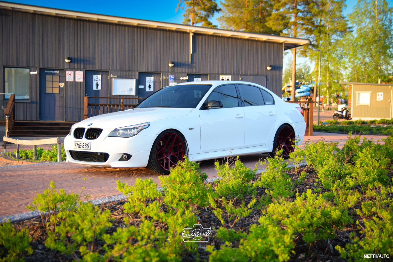 BMW 525