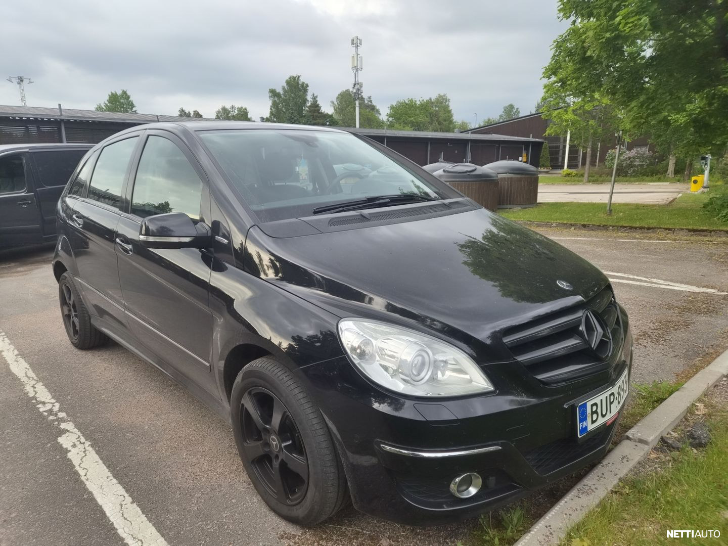 Mercedes-Benz B