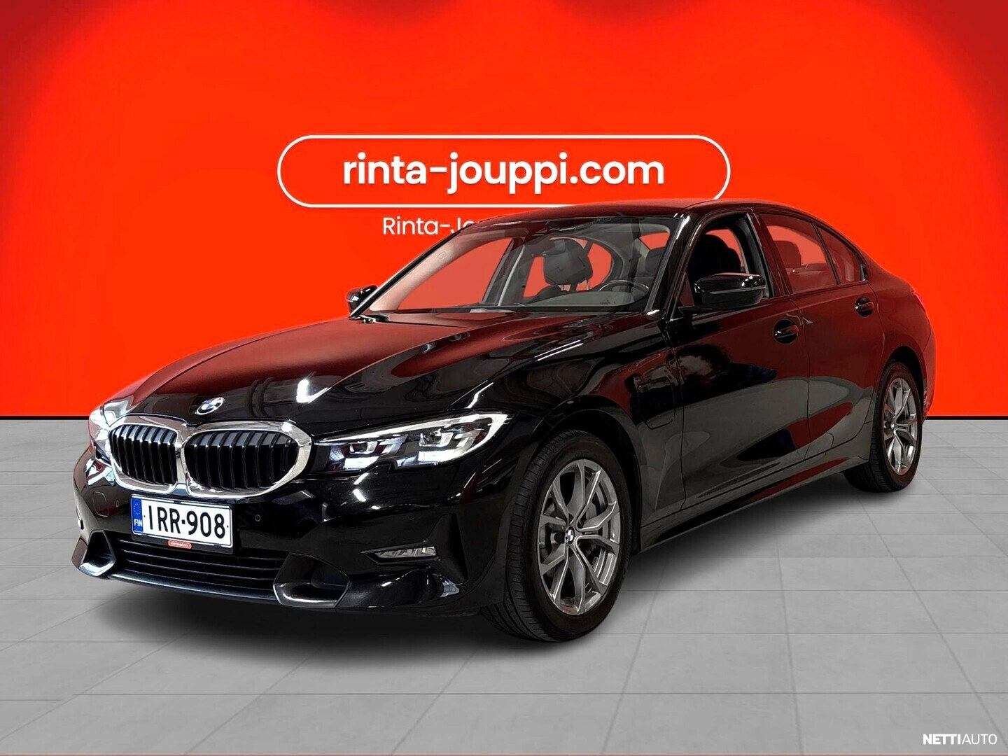 BMW 330