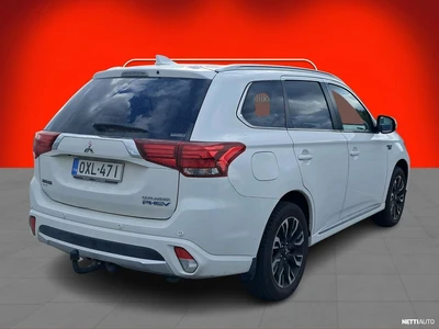 Mitsubishi Outlander PHEV 2018, kuva 3/4