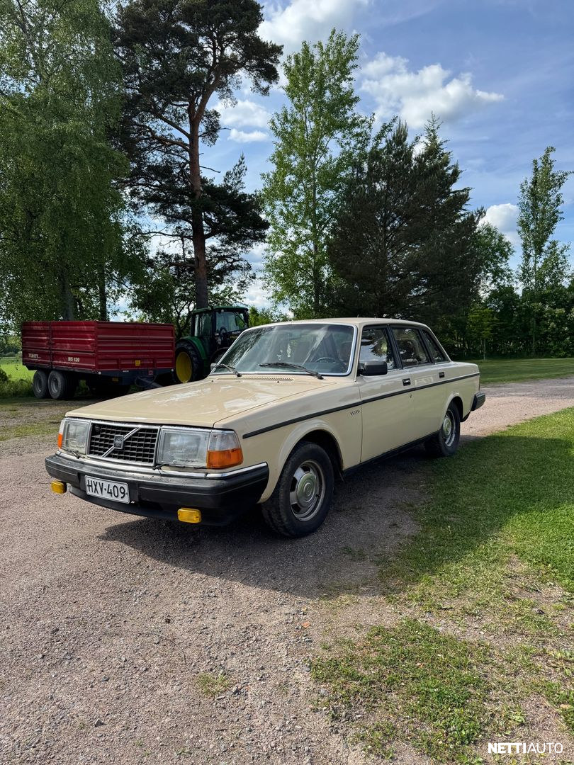 Volvo 240
