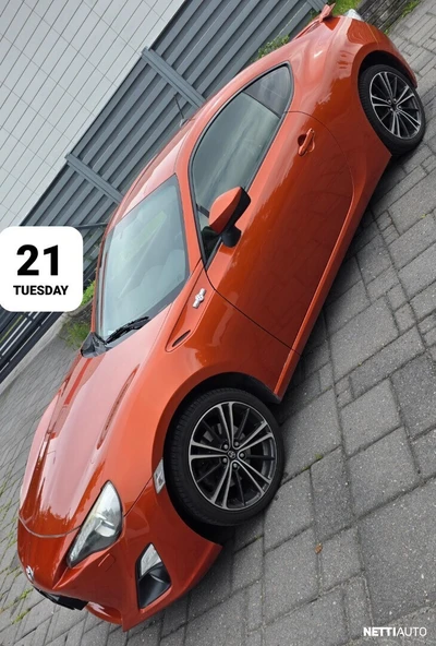 Toyota GT86 2,0 Boxer A/T 2012, kuva 3/18
