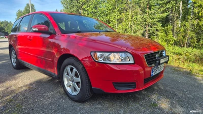 Volvo V50 1,8 (125 hv) man 2008, kuva 2/10