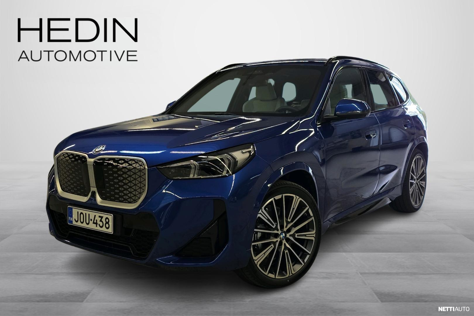 BMW iX1