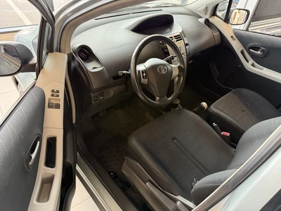 Toyota Yaris 1,3 VVT-i Superior 5ov 2008, kuva 2/2