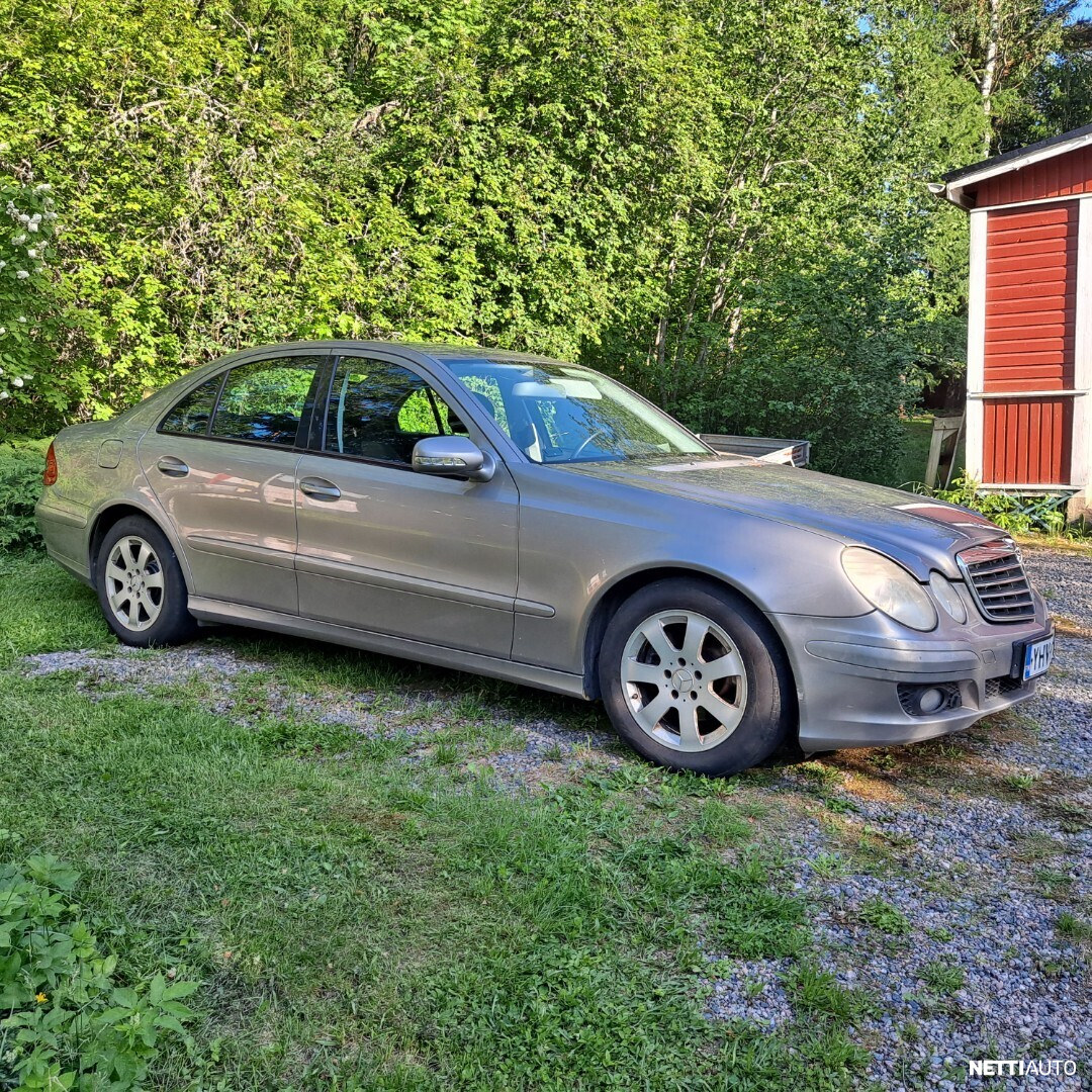 Mercedes-Benz E